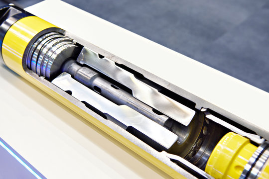 Mining DTH hammer cross section