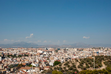 Blick über die Häuser von Alicante, Costa Blanca - Spanien