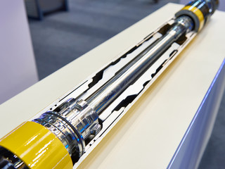Pneumatic hammer for drilling in section
