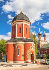 Fototapeta na wymiar Church of Metropolitan Peter in Vysokopetrovsky monastery in Moscow