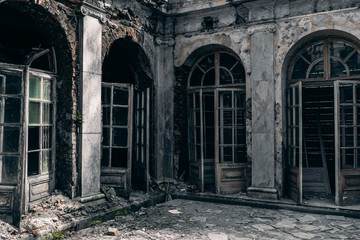 Fototapeta na wymiar Antique doors in an abandoned house 