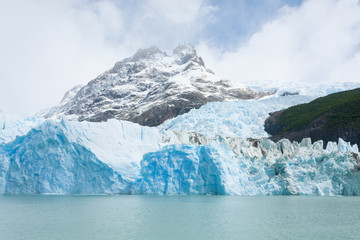 Fototapeta na wymiar Spegazzini Glacier view from Argentino lake, Patagonia landscape, Argentina
