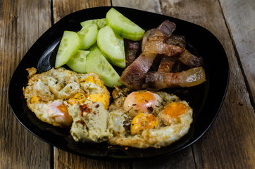 Fototapeta premium quail eggs with a cucumber salad