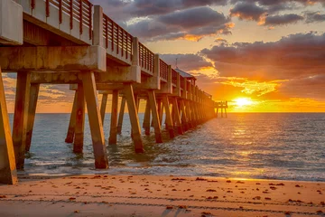 Gordijnen Juno Beach pier sunrise © Jay