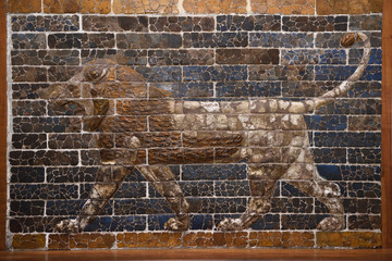 Glazed brick wall relief of lion from the 6th century BC neo Babylonian dynasty at ROM Toronto