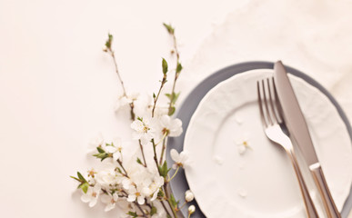 Spring table setting with flowers