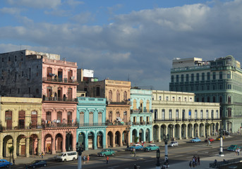 Fototapeta na wymiar Colores de La Habana