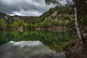 Obraz premium Jezioro Adrspaskie skalne miasto, Teplice nad Metuji