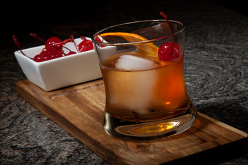 In Bar - Old Fashioned Whiskey Cocktail