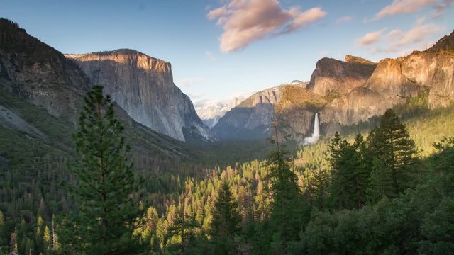 Sunset in Yosemite Valley National Park.