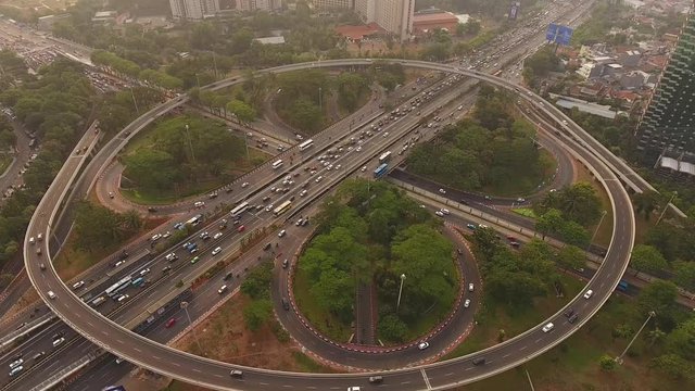 bundaran semanggi jakarta, connect the biggest road in the city, soedirman road and SParman