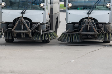 street and sidewalk cleaning machines