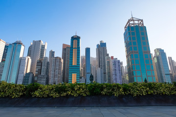 Obraz premium 香港 中山紀念公園と上環・西営盤の街並み