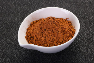 Cocoa powder in the bowl