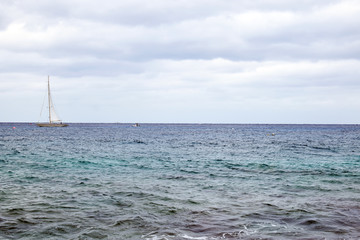 Obraz premium sailing boat on the sea