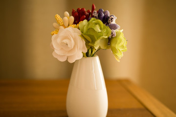 bouquet of white roses in a vase