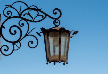 Fototapeta na wymiar old metal lamp 