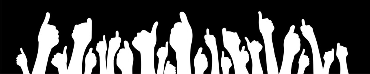 Viele Hände strecken Daumen nach oben, invertiert schwarz weiß, Panorama