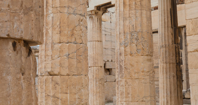 Propileos de la Acr&oacute;polis. Atenas, Grecia