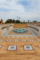 Obraz premium Beautiful square with Hassan tower at Mausoleum of Mohammed V in Rabat