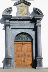 Obraz premium Eingangsportal der Klosterkirche, Engelberg, Obwalden, Schweiz