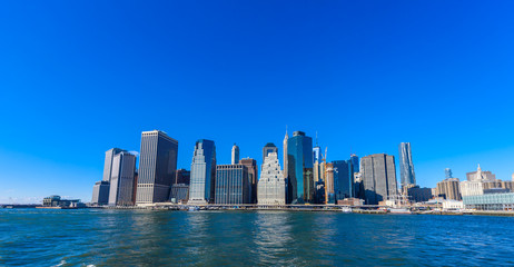 Fototapeta na wymiar New York Skyline - View from East Side River to Manhatten - USA