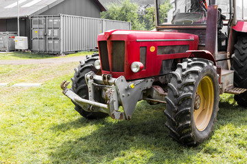 historischer Allradtraktor
