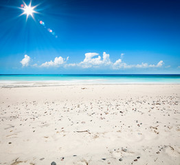 Obraz premium Beach background of free space for your decoration and summer ocean. 