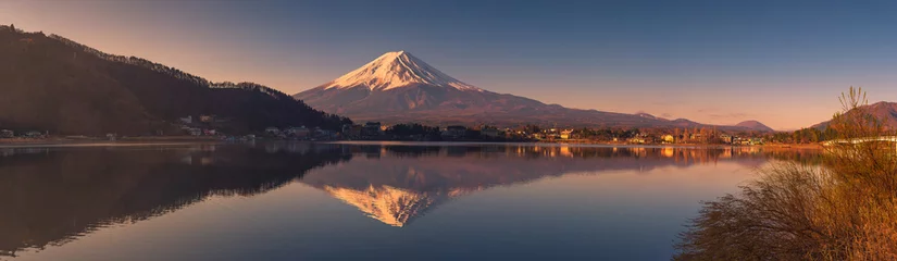 Schapenvacht deken met patroon Fuji Panoramic View of Mount Fuji at Lake Kawaguchi