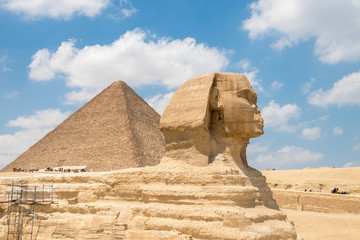 The Great Sphinx of Giza and the pyramid of Khufu