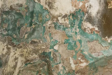 Foto auf Acrylglas Alte schmutzige strukturierte Wand Ziegelwand. Alte flockige weiße Farbe, die von einer grungy rissigen Wand abblättert. Risse, Kratzer, Abblättern alter Farbe und Putz auf dem Hintergrund der alten Zementwand.