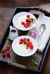 Greek Yoghurt with fresh red currant and raspberry 