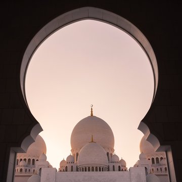 Grand Sheikh Zayed Mosque in Abu Dhabi