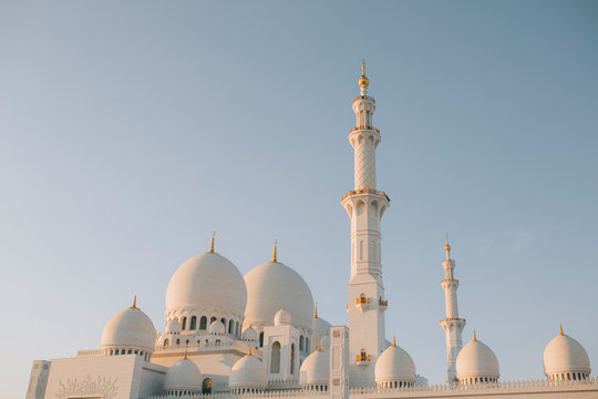 Grand Sheikh Zayed Mosque in Abu Dhabi