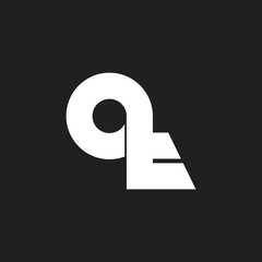letters qt simple loop logo vector