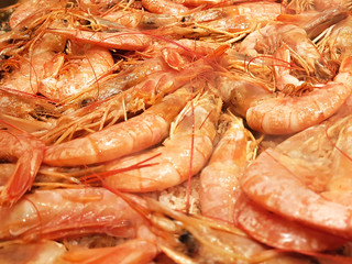 Obraz na płótnie Canvas Full image of shrimp frying on a restaurant grill