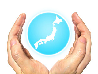手に包まれる日本