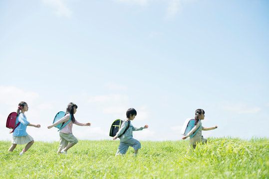 1 221 最適な 横顔 横向き 一人 画像 ストック写真 ベクター Adobe Stock 1 221 最適な 横顔 横向き 一人 画像 ストック写真 ベクター Adobe Stock