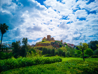 Fototapeta na wymiar Views from the park of the retama, the castle of Alcala de Guadaira in Seville
