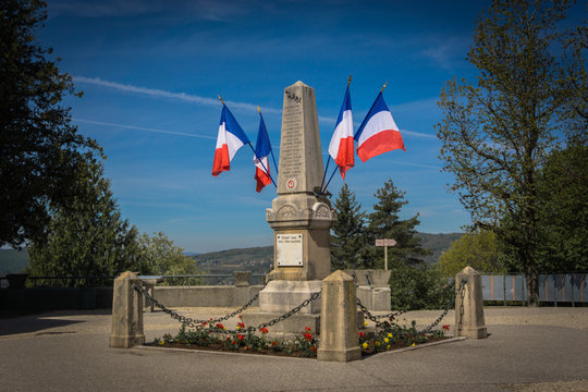 Monument aux morts