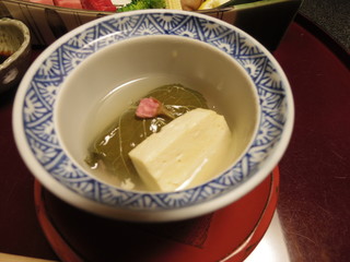 ホテルの夕食の和食