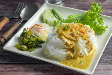 Thai Rice Noodles in Fish Curry Sauce.