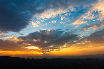 Fototapeta premium colorful dramatic sky with cloud at sunset