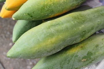 fresh papaya is delicious in the market