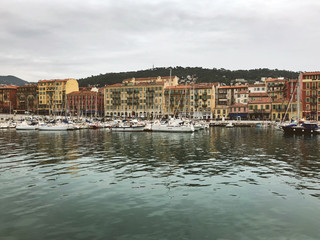 Fototapeta na wymiar view of old town in Monako 