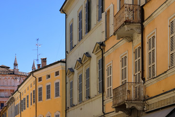 Fototapeta na wymiar palazzi storici a parma in italia, historic buildings in parma city in italy