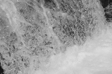 Schizzi d'acqua nella Cascata