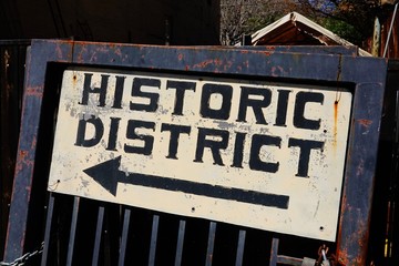 Sign pointing directions