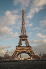Fototapeta na wymiar Eiffel tower of Paris in the day