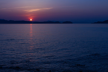 和歌山県加太市の夕日と海
